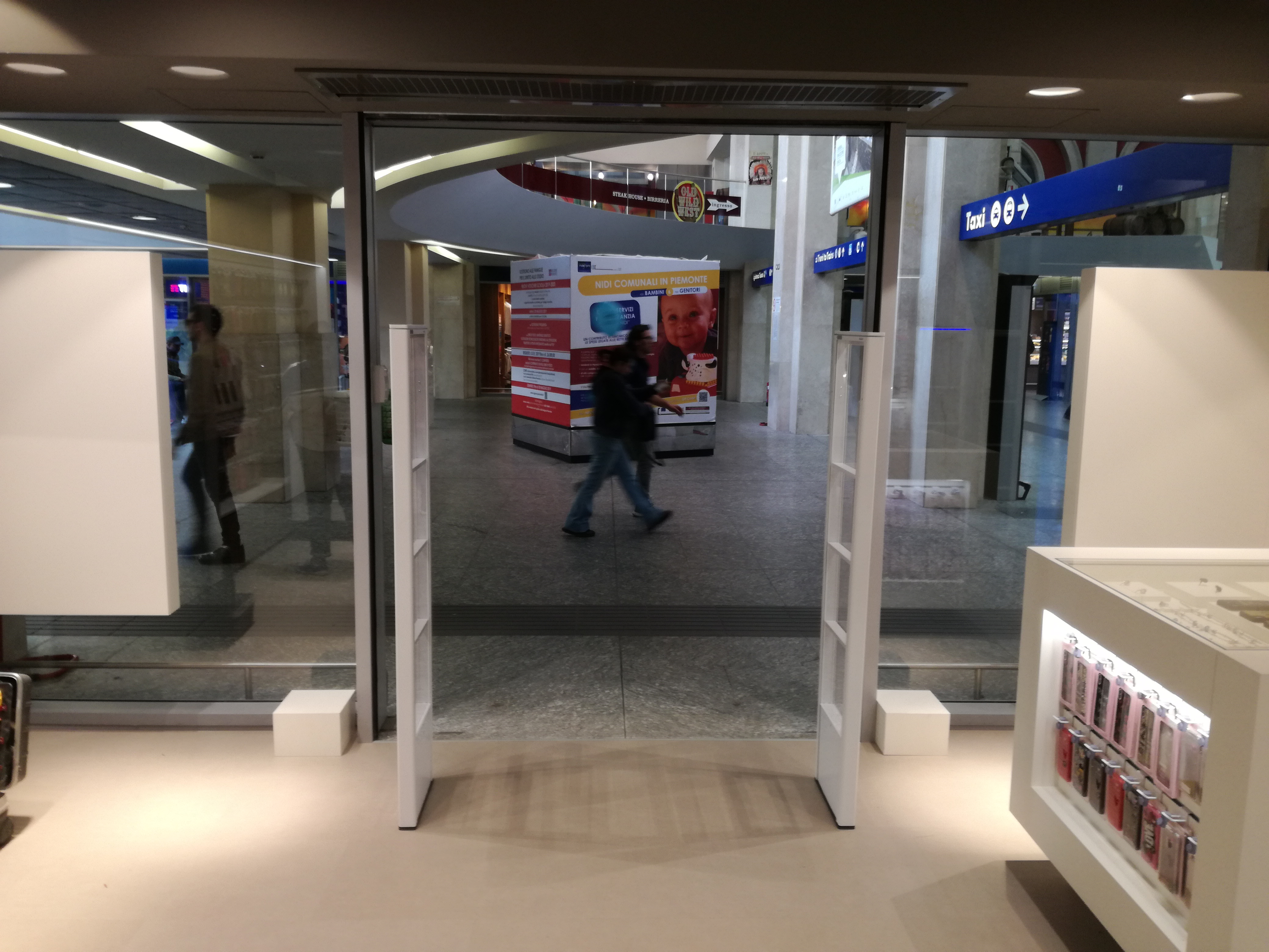 Installazione antitaccheggio ECS nel settore Boutique / abbigliamento